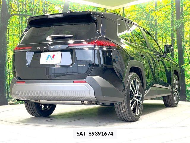 Toyota RAV4 2026-03 6272692-16