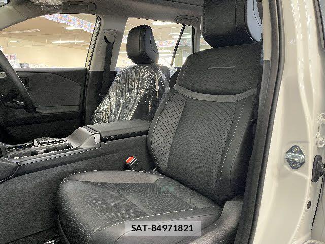 Toyota RAV4 2026-04 6272691-18