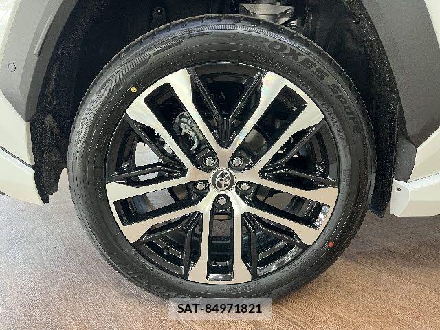 Toyota RAV4 2026-04 6272691-26