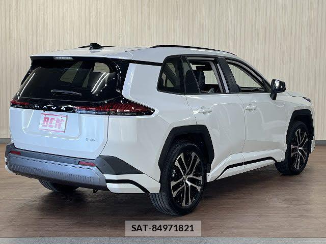Toyota RAV4 2026-04 6272691-2