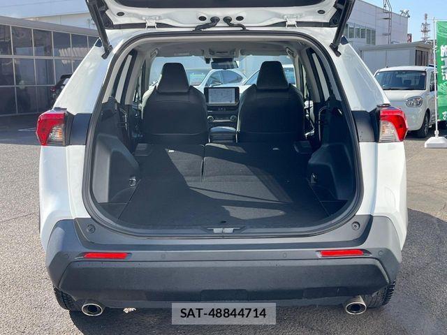 Toyota RAV4 2023-06 6306138-9
