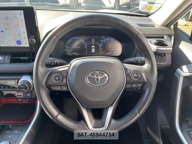 Toyota RAV4 2023-06 6306138-10