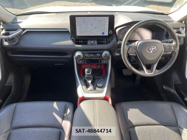 Toyota RAV4 2023-06 6306138-1
