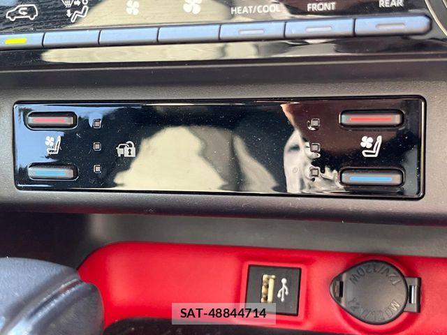 Toyota RAV4 2023-06 6306138-4