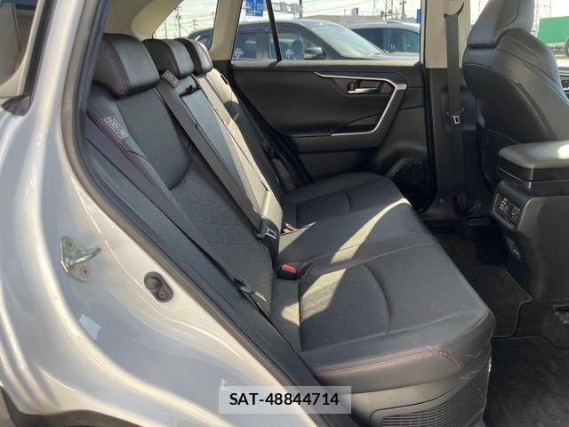 Toyota RAV4 2023-06 6306138-8