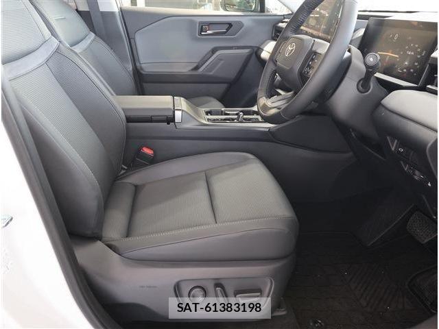 Toyota RAV4 2026-02 6614418-11