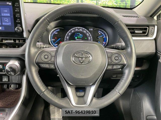 Toyota RAV4 2021-08 6614427-10