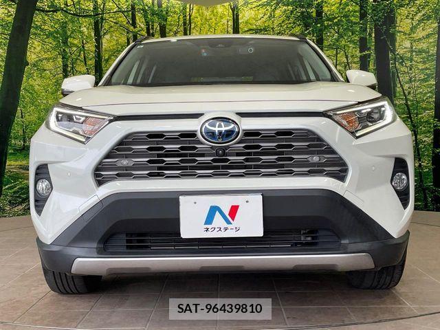 Toyota RAV4 2021-08 6614427-13