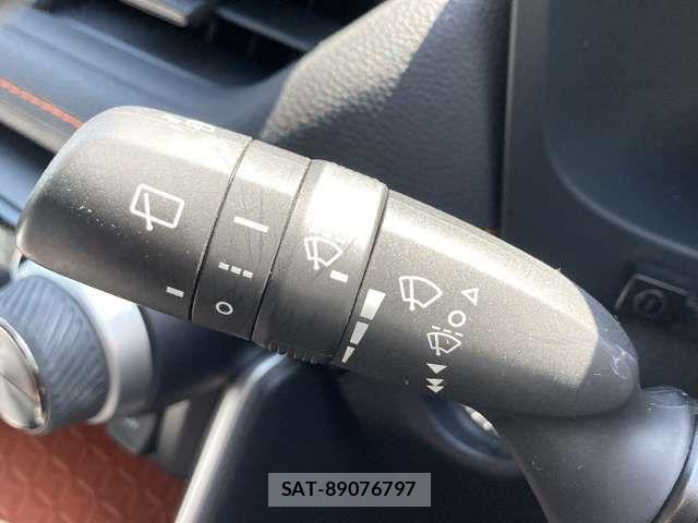 Toyota RAV4 2025-02 6614422-17