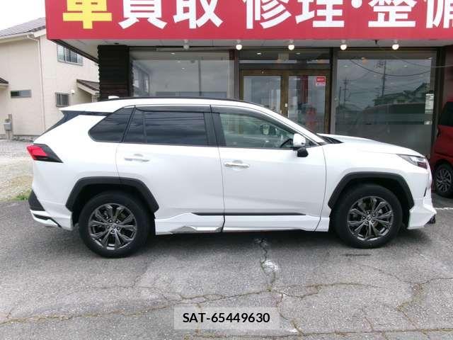 Toyota RAV4 2023-04 6673361-4