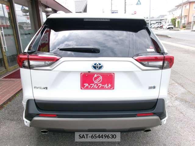 Toyota RAV4 2023-04 6673361-7