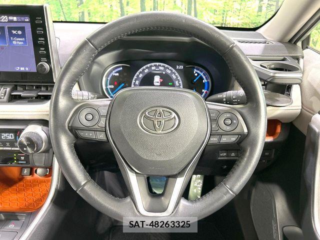 Toyota RAV4 2022-02 6673353-10