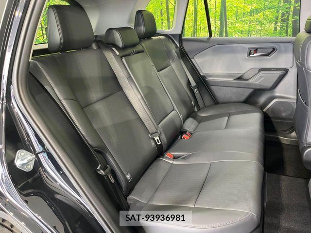 Toyota RAV4 2026-03 6673350-8