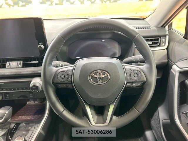 Toyota RAV4 2023-07 6677742-10