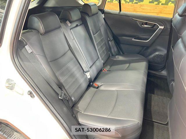 Toyota RAV4 2023-07 6677742-8