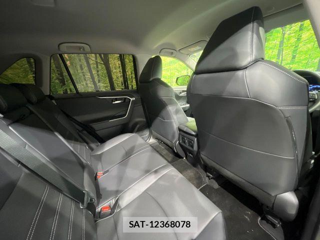 Toyota RAV4 2023-01 6683979-9