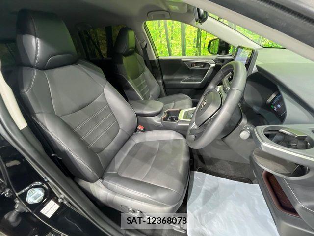 Toyota RAV4 2023-01 6683979-8