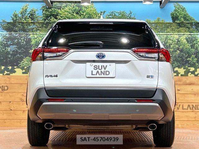 Toyota RAV4 2023-11 6753057-15