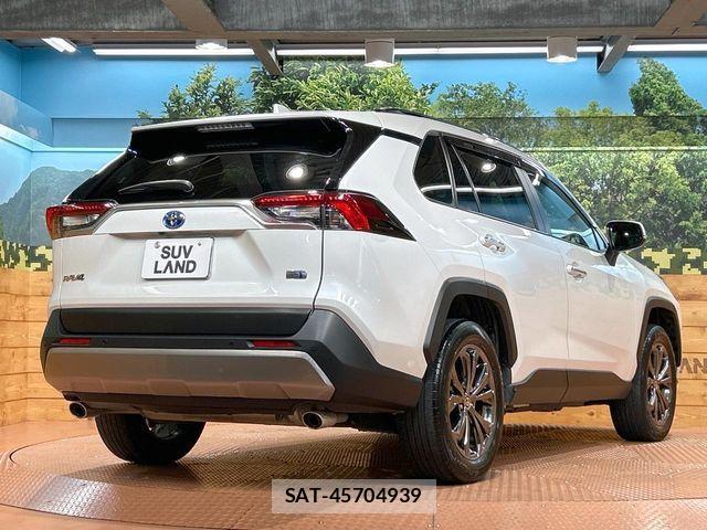 Toyota RAV4 2023-11 6753057-17