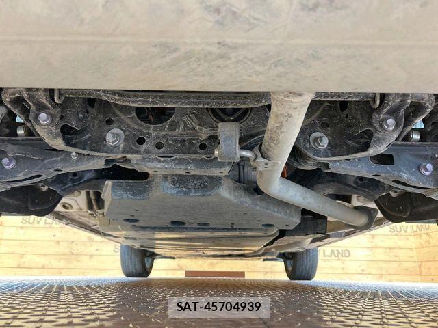 Toyota RAV4 2023-11 6753057-19
