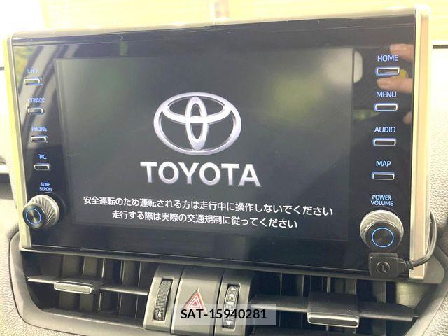 Toyota RAV4 2021-06 6816865-2