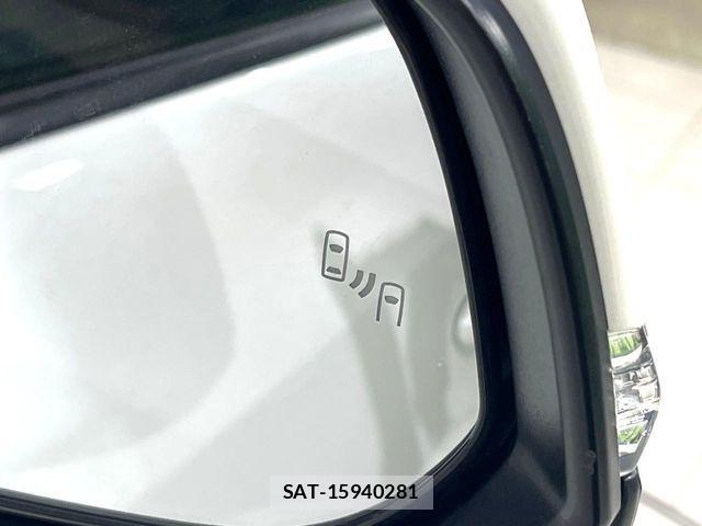 Toyota RAV4 2021-06 6816865-5