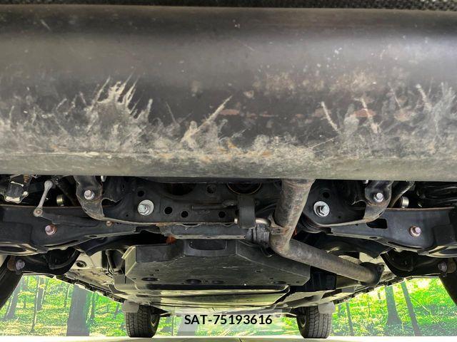 Toyota RAV4 2019-07 6816871-18