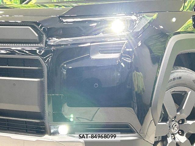 Toyota RAV4 2026-04 6816854-11