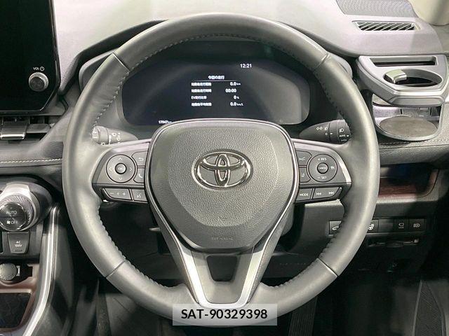 Toyota RAV4 2024-04 6816860-13