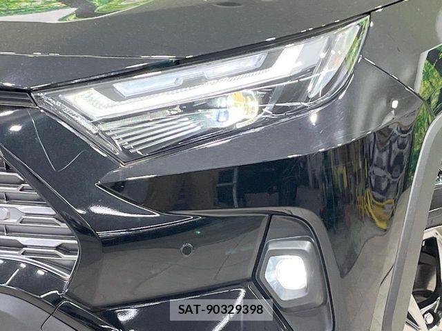 Toyota RAV4 2024-04 6816860-14