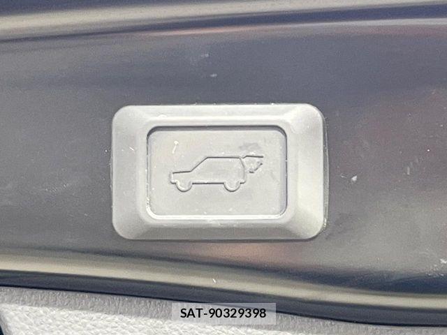 Toyota RAV4 2024-04 6816860-4
