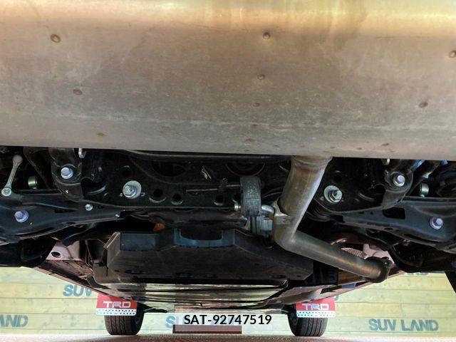 Toyota RAV4 2023-09 6816866-18