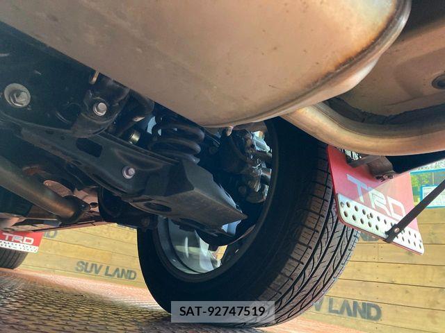 Toyota RAV4 2023-09 6816866-19
