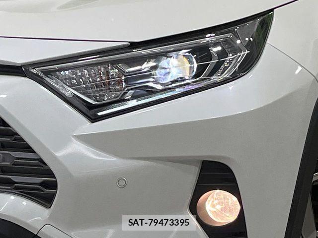 Toyota RAV4 2020-12 6816868-12
