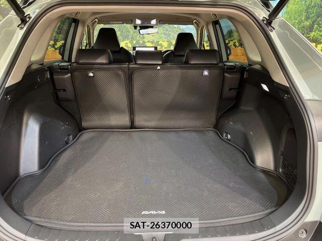 Toyota RAV4 2023-07 6816862-14