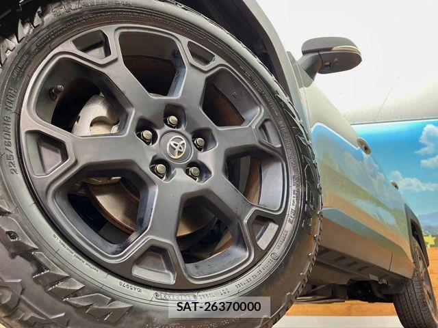 Toyota RAV4 2023-07 6816862-16