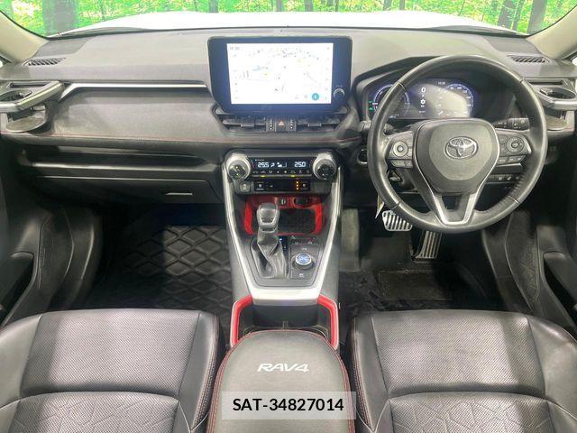 Toyota RAV4 2023-10 6816858-1