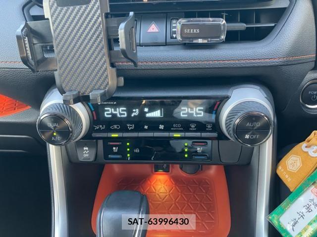 Toyota RAV4 2024-08 6911924-16
