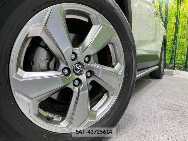 Toyota RAV4 2019-11 6911938-16