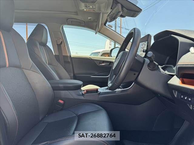 Toyota RAV4 2023-11 6911925-15