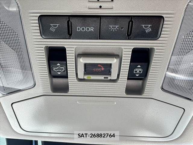 Toyota RAV4 2023-11 6911925-20
