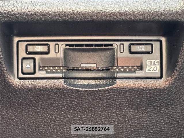 Toyota RAV4 2023-11 6911925-23