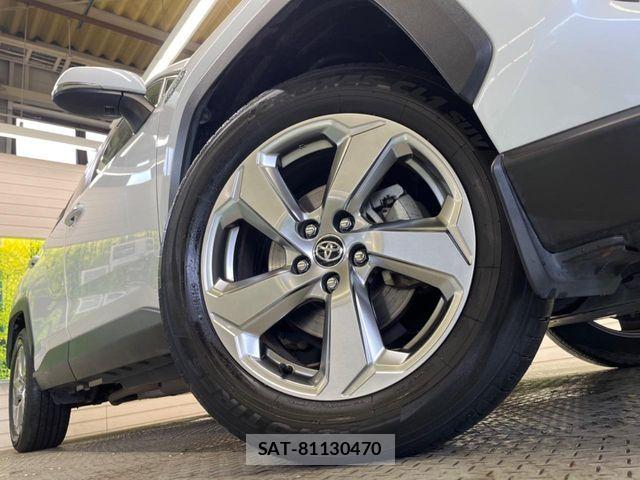 Toyota RAV4 2020-08 6911933-12
