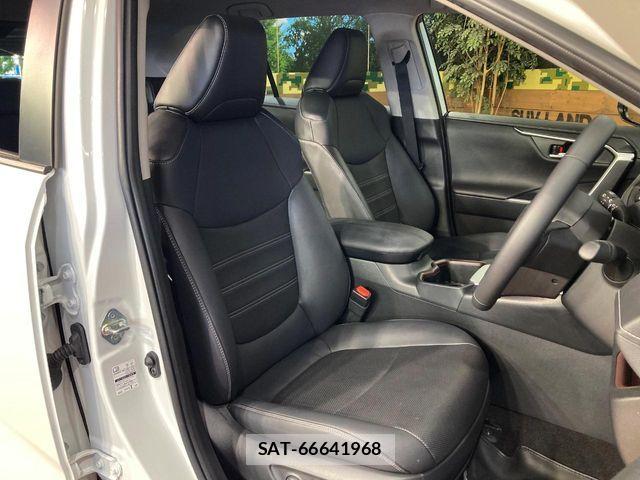 Toyota RAV4 2024-09 6997683-7
