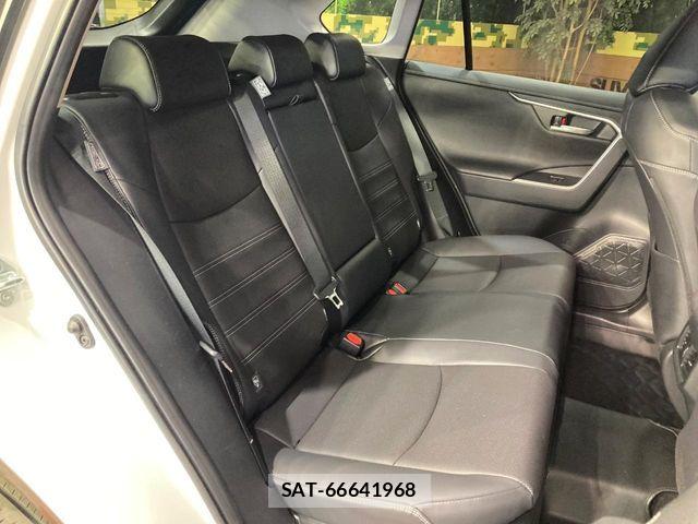 Toyota RAV4 2024-09 6997683-8