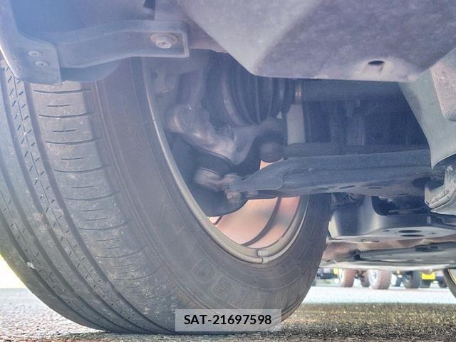 Toyota RAV4 2020-04 6997689-16