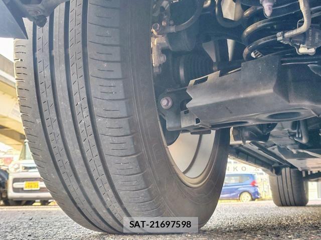 Toyota RAV4 2020-04 6997689-17
