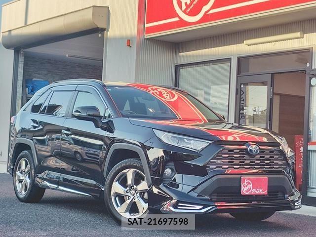 Toyota RAV4 2020-04 6997689-2