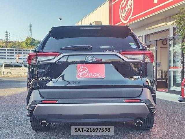 Toyota RAV4 2020-04 6997689-4