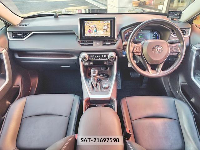 Toyota RAV4 2020-04 6997689-6